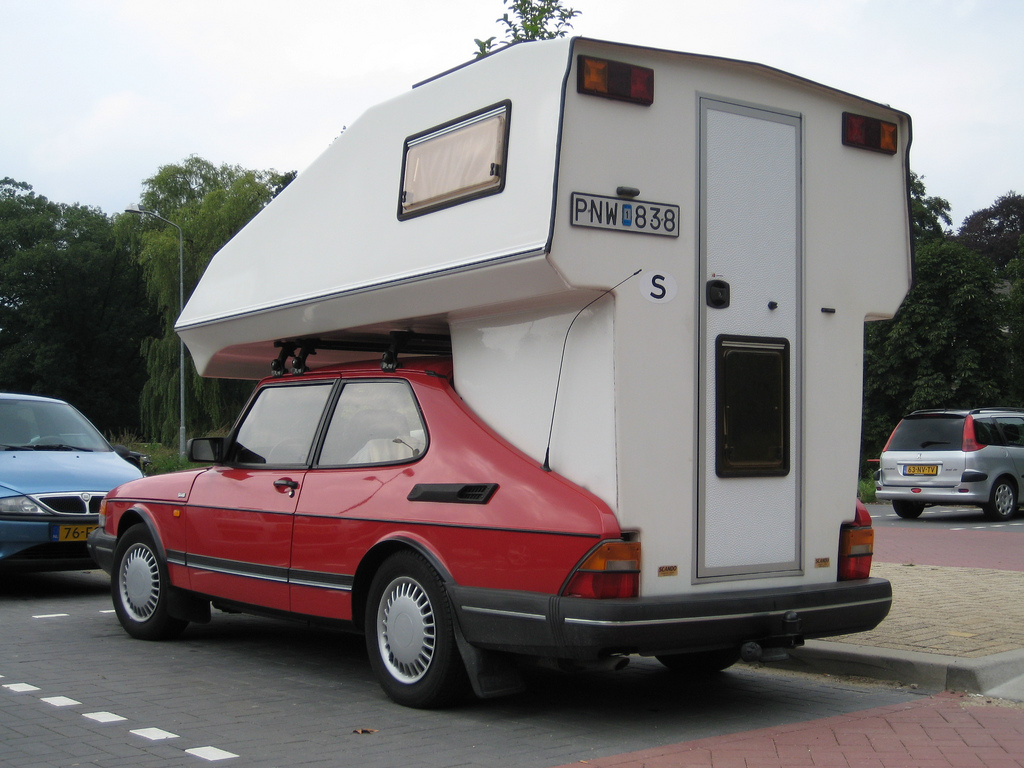 Автомобиль жилой дом. Saab Toppola Camper. Saab 900 car Camper. Жилой модуль Фольксваген к2 кемпер. Saab 900 Toppola.