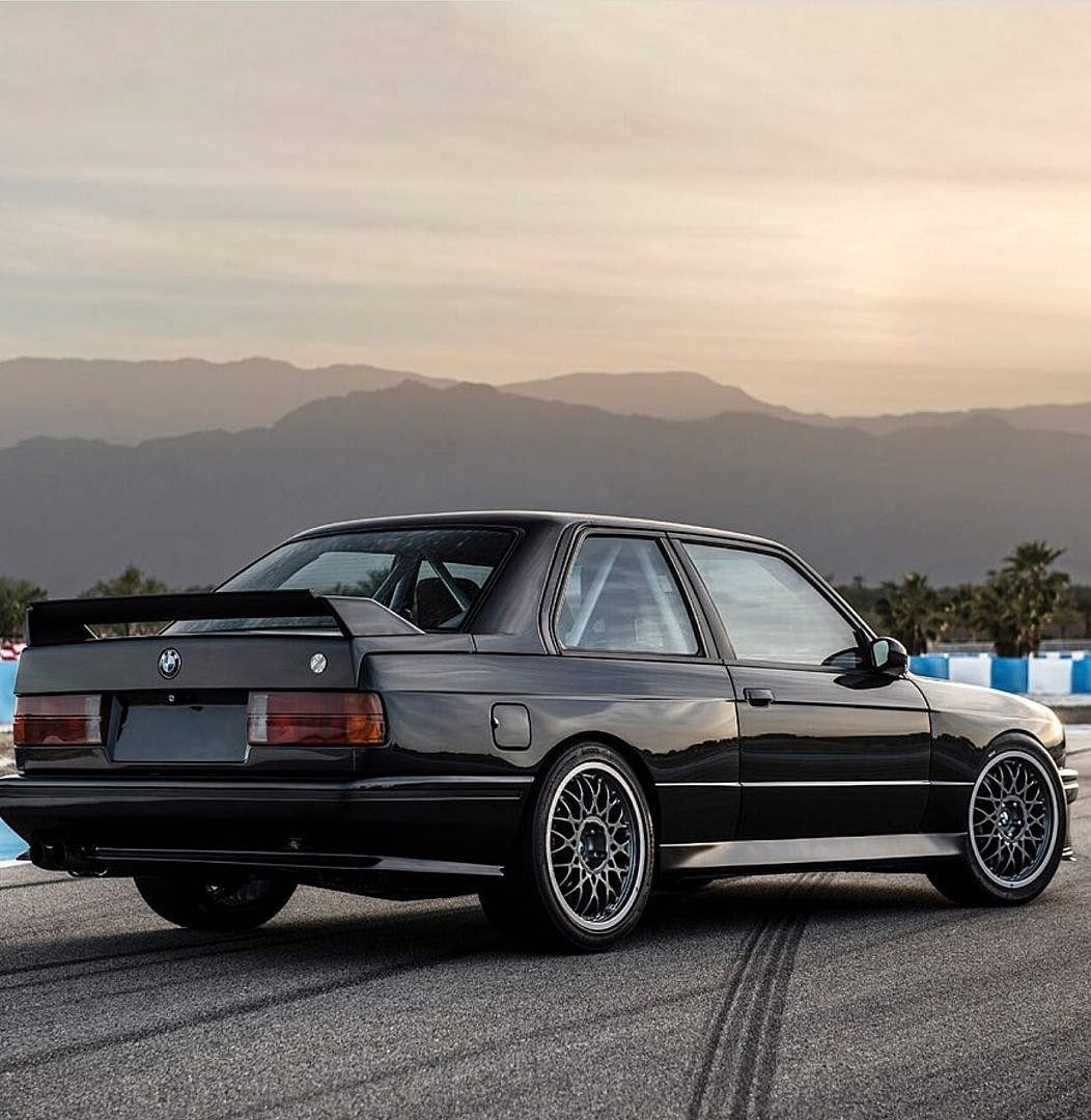 Bmw m3 e30 1986. Bmw m5 e30. Bmw 3 series (e30). Bmw 3 e30 coupe. Bmw e30 седан.