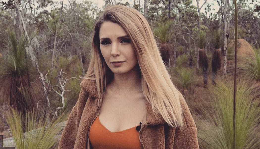 Lauren Southern Cleavage